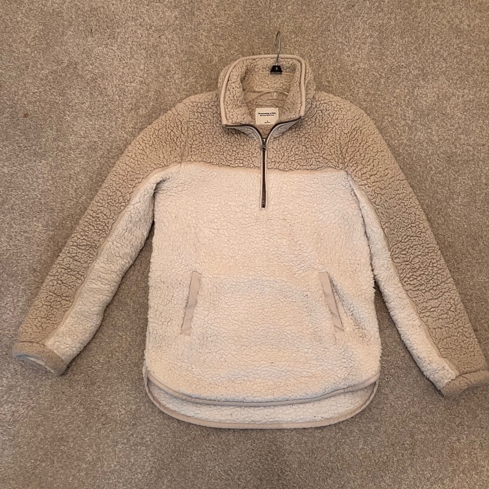Abercrombie and Fitch Soft Fleece Sherpa Quarter Zip